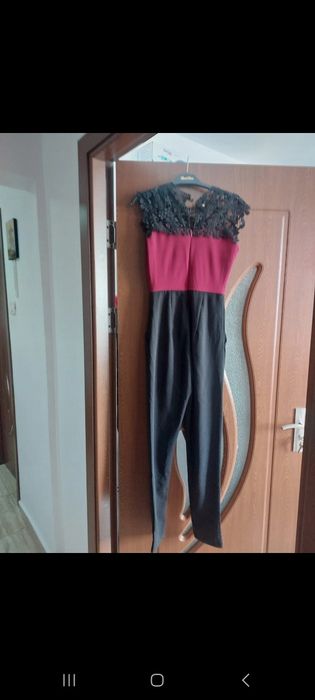 Vand Salopeta negru cu rosu