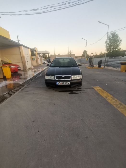 Skoda octavia 1 .