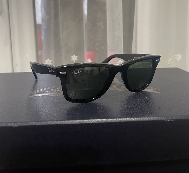 Продам очки оригинальные фирмы Ray ban