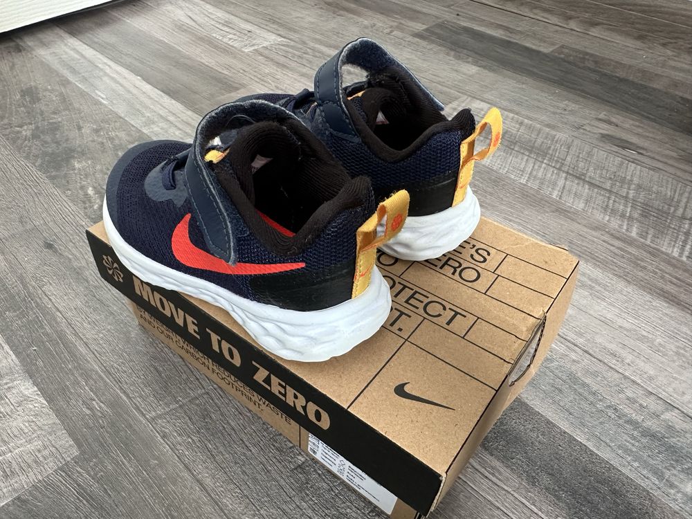 Nike Revolution 6 детски обувки, размер 22