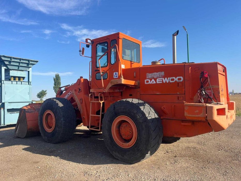 Încărcător frontal Daewoo