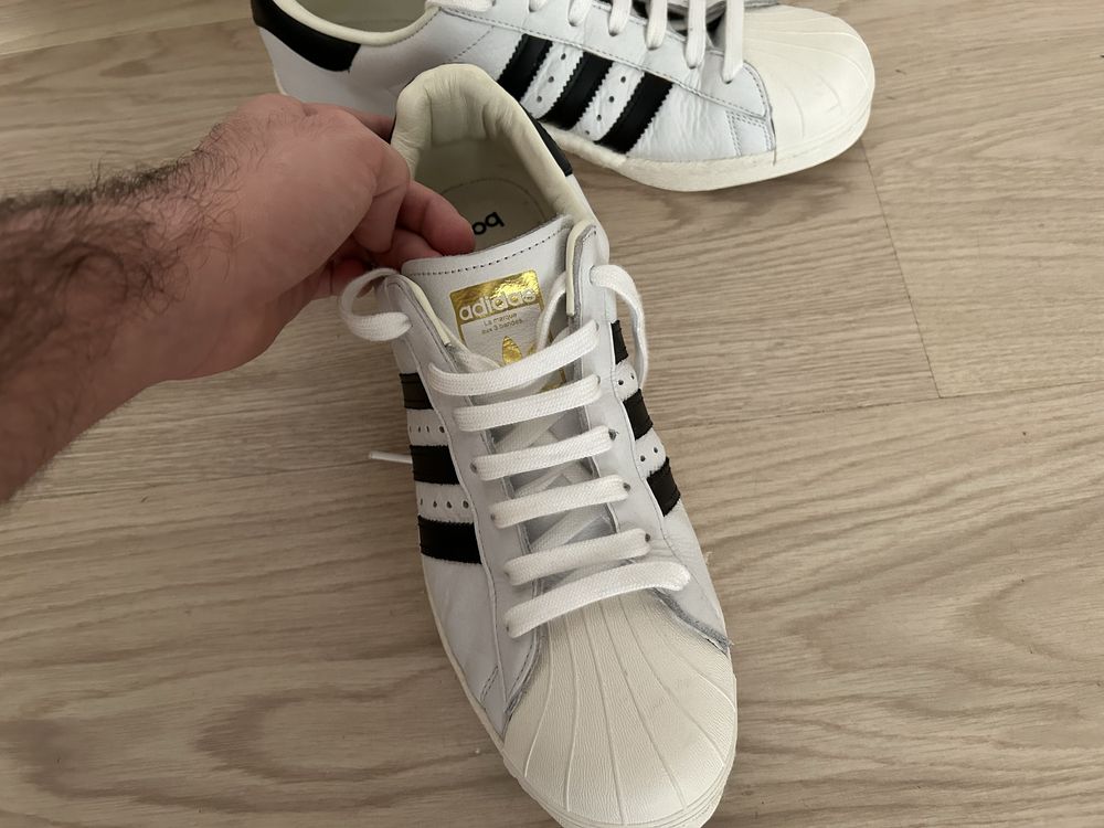 Adidasi superstar