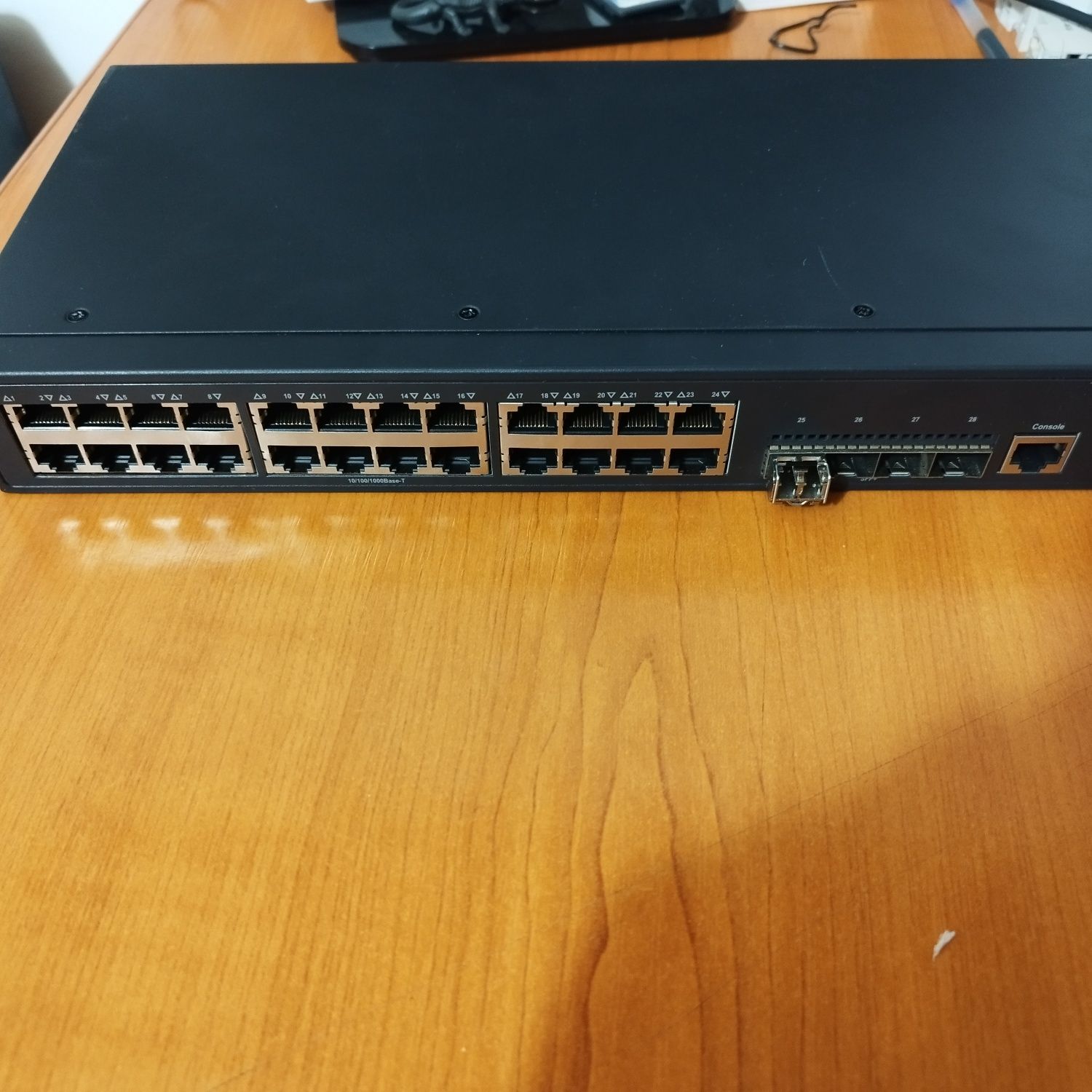 Switch HP 5130 JG932a +modul SFP HP