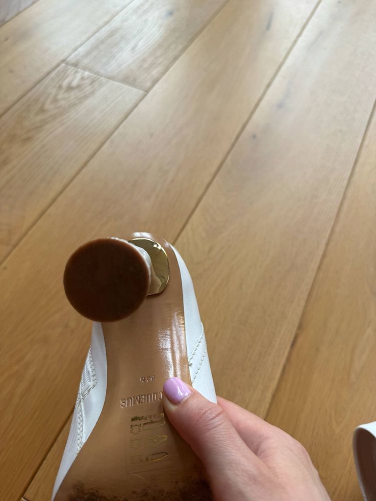Бели боти Jacquemus