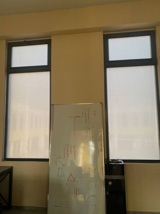 Жалюзи и москетные сетки в широком ассортименте.