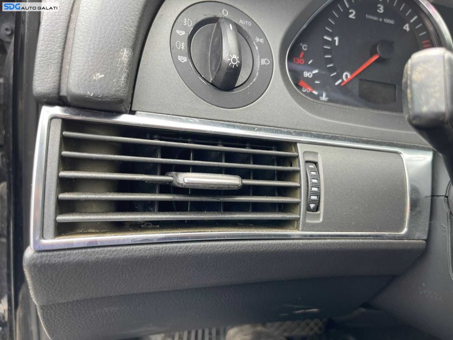 Gura Grila Aer Aerisire Ventilatie Bord Stanga Audi A6 C6 4F 2005 - 2011 [C5630]