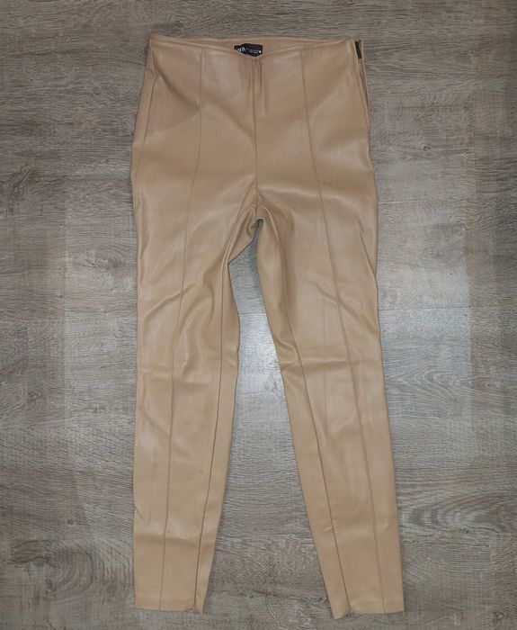 Zara nude кожен панталон!