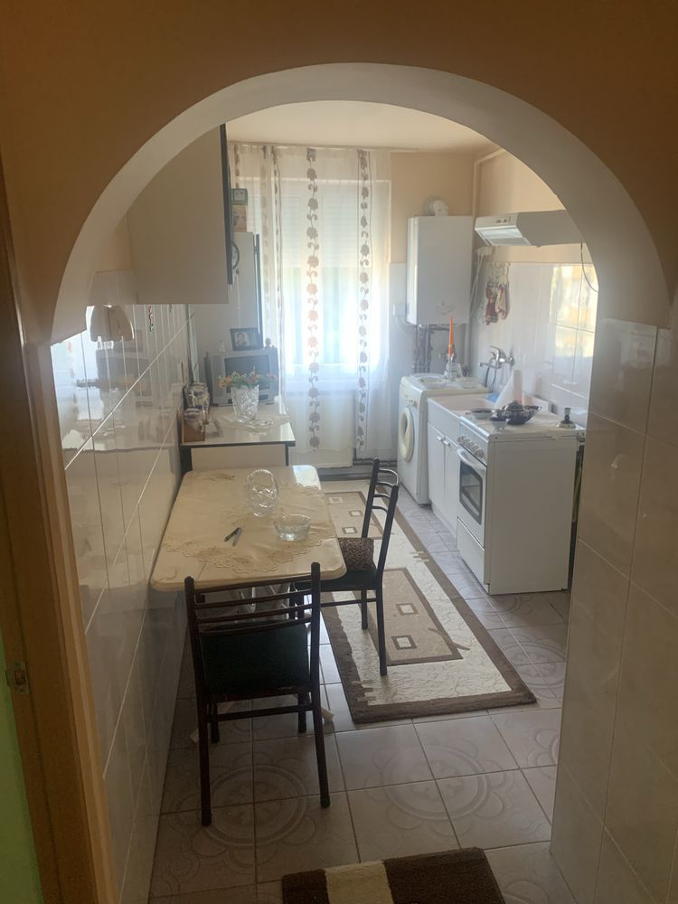 Vand apartament 3 camere Sighisoara
