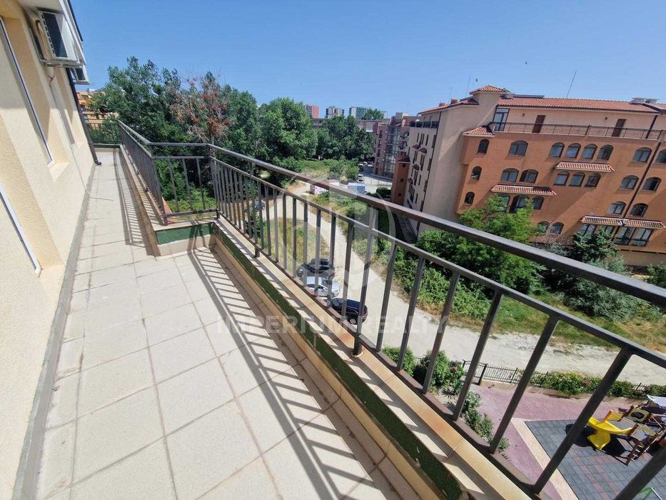 Продава се Едностаен апартамент в к.к. Слънчев бряг - 38 кв.м за 1093 €/кв.м - Снимка #4