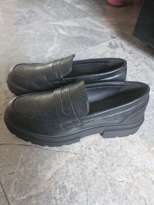 Кожени ниски обувки