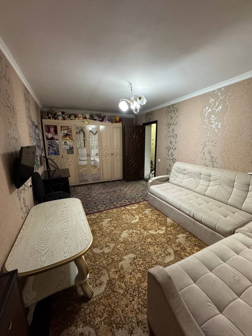 Чиланзар 24  1 комната Балкон 1*6