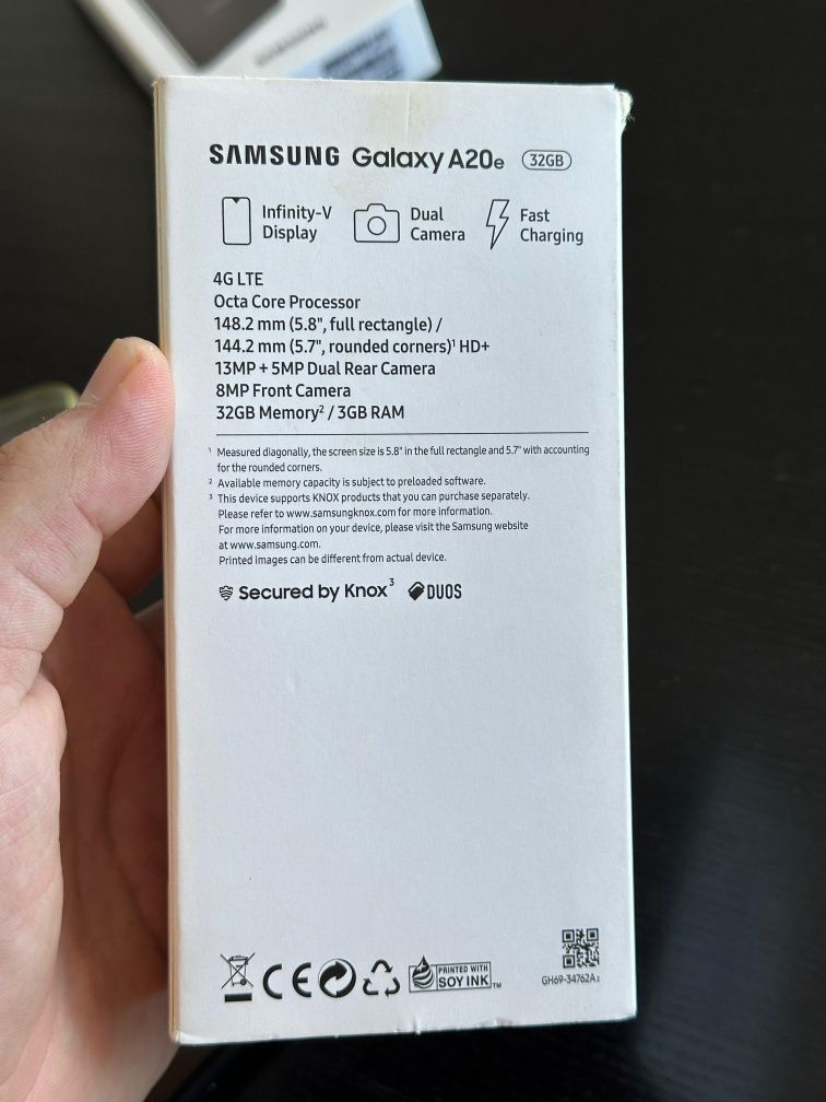 Samsung galaxy a20e 32/3gb