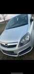 Opel Zafira B на части