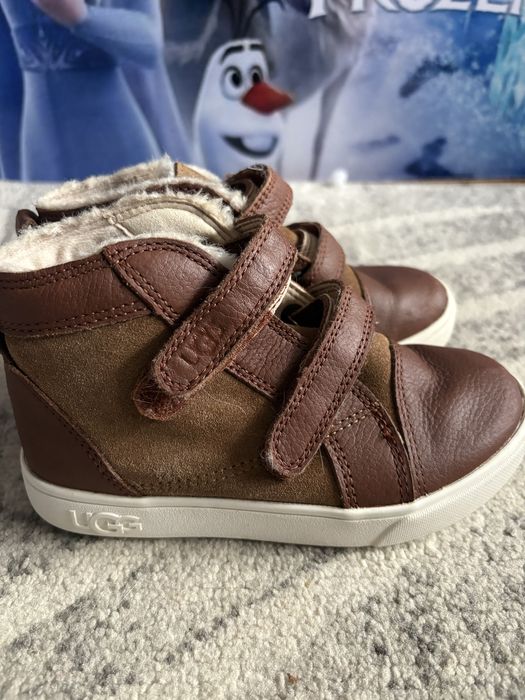 Ghete UGG copii, marimea 28,5