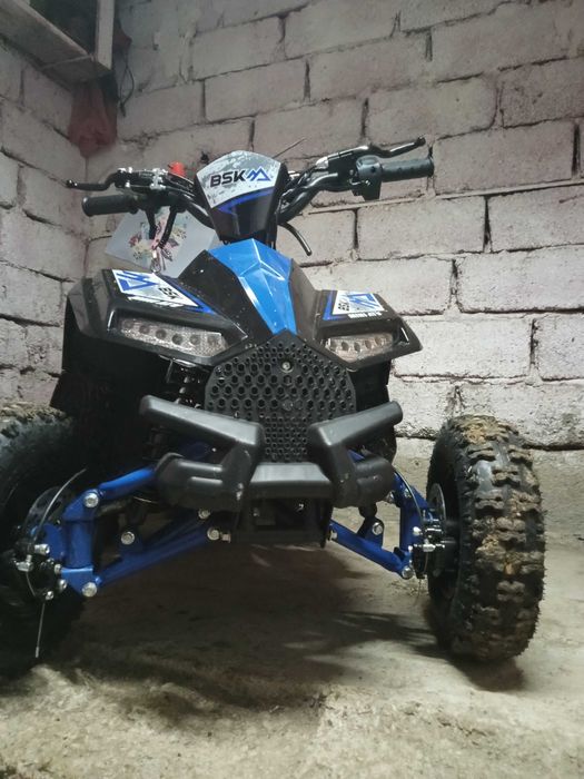 Vând ATV 49 CC  of road și strada pentru copii