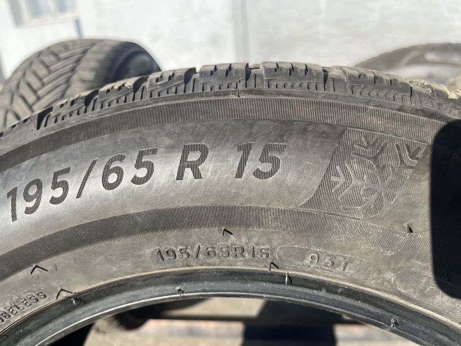 4 бр. зимни гуми 195/65/15 Michelin A6 5-6,5 mm DOT 3923/3922