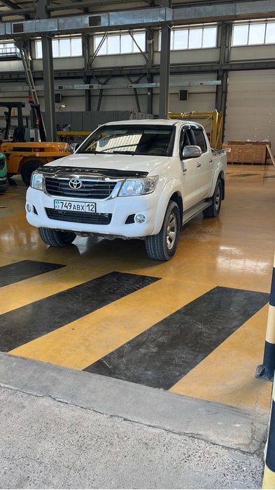 Аренда Toyota Hilux Pickup
