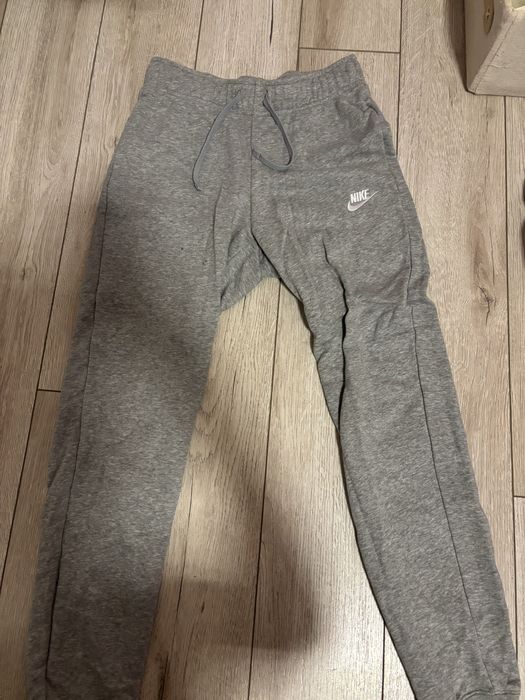 анцунг Nike размер S