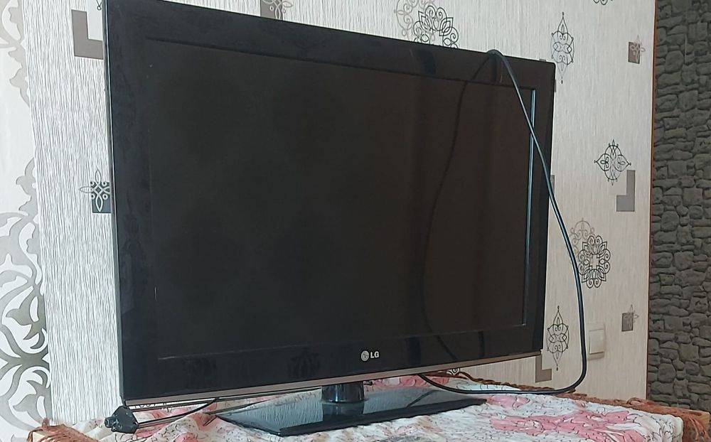 Телевизор продам