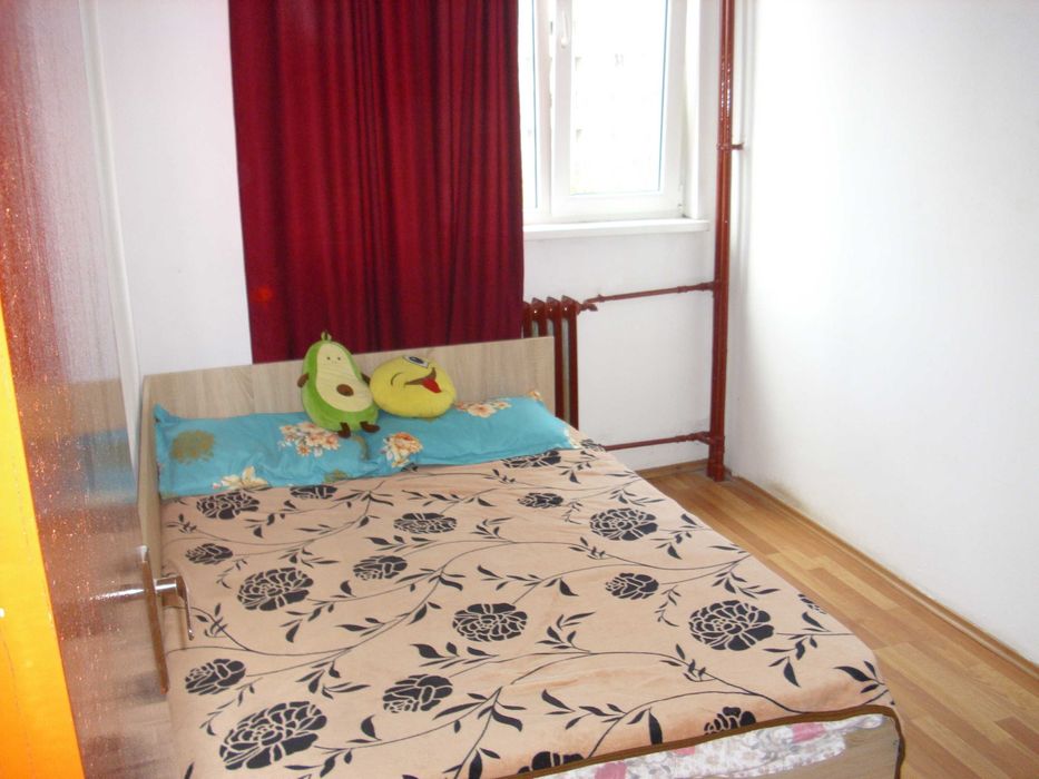 Închiriez apartament Drumul Taberei lângă liceul Lovinescu