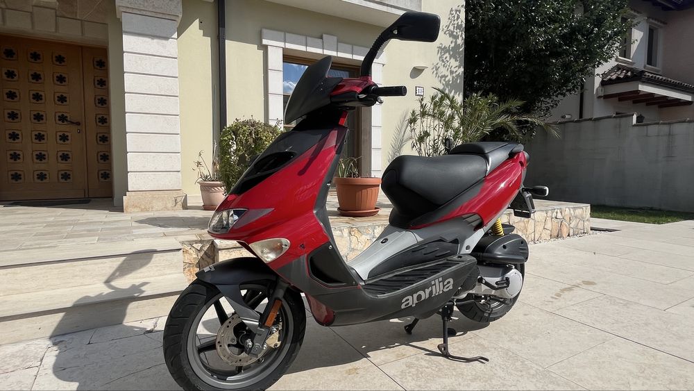 Aprilia SR Sport Pro