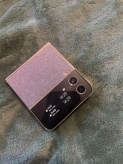 Samsung galaxy Z flip 4