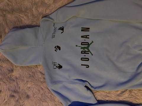 Hanorac Off-White x Jordan, mărimea XL (fit M-L), stare foarte bună