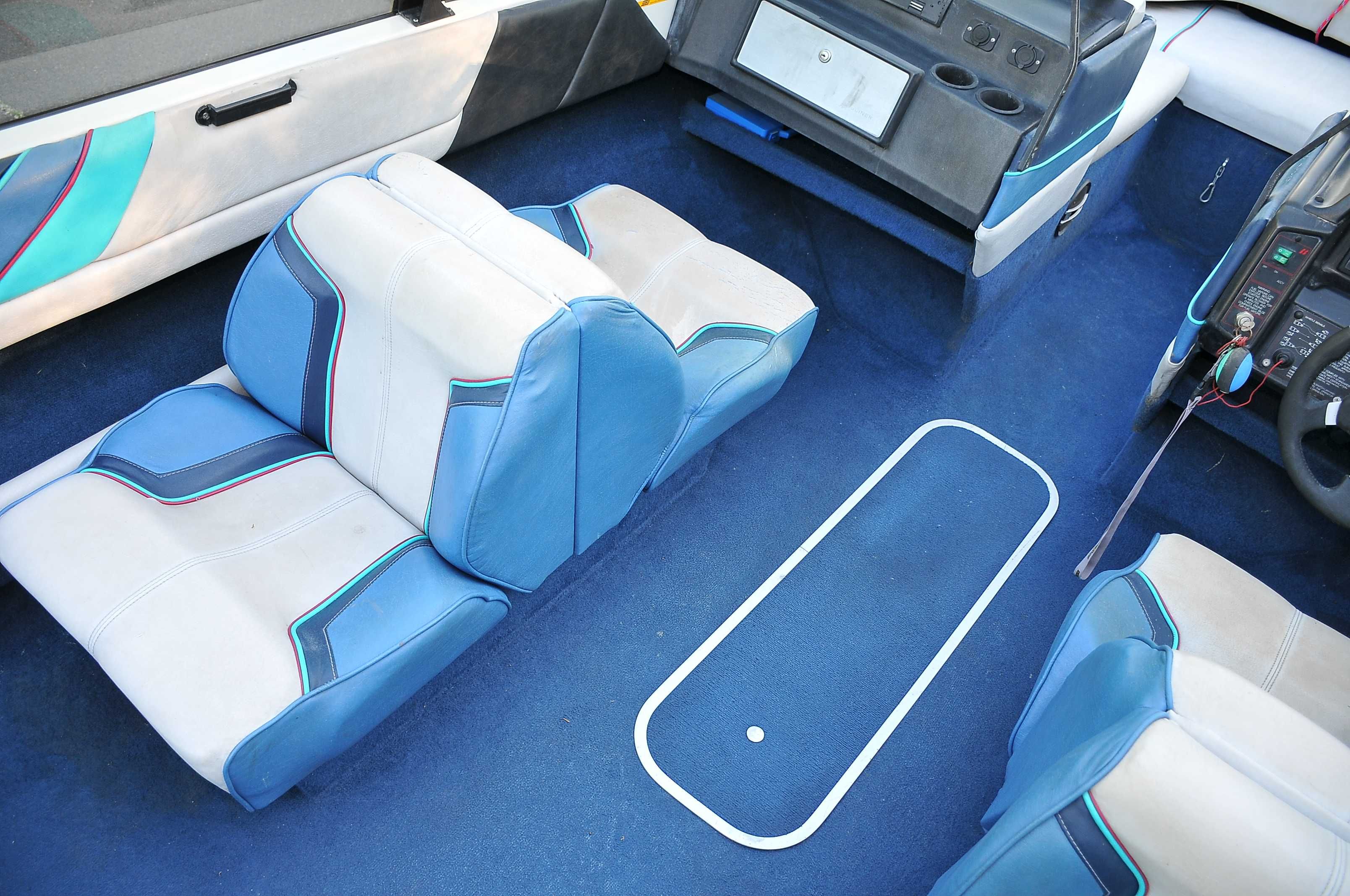 Salupa Bayliner Capri