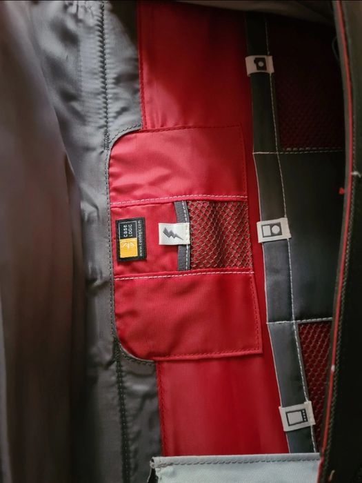 Geanta laptop Case Logic