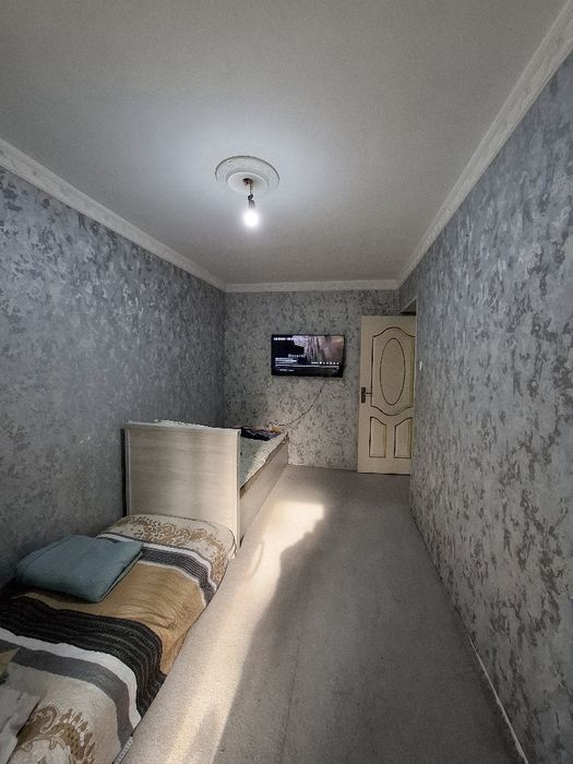 Срочно сотилади чилонзор 24.   
4 хона, 
3- этаж,  
5 этажли, гиштли д