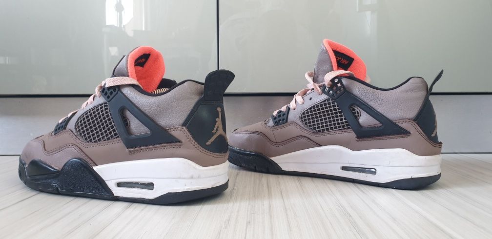 Nike Air Jordan 4 Retro / 41/26 см. UK 7 US 8 ОРИГИНАЛ! Мъжки Кецове