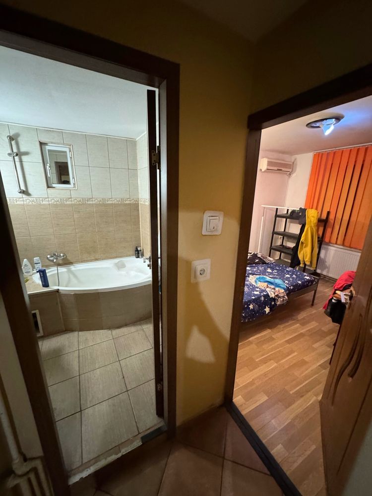 Apartament 4 camere Rahova