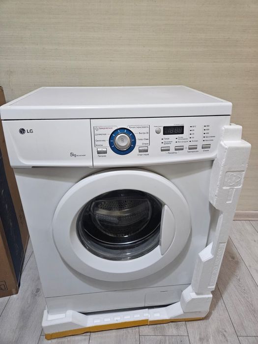 Продам стиральную машину LG