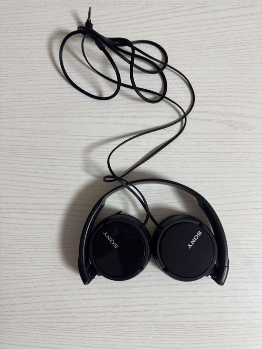 Проводные наушники SONY