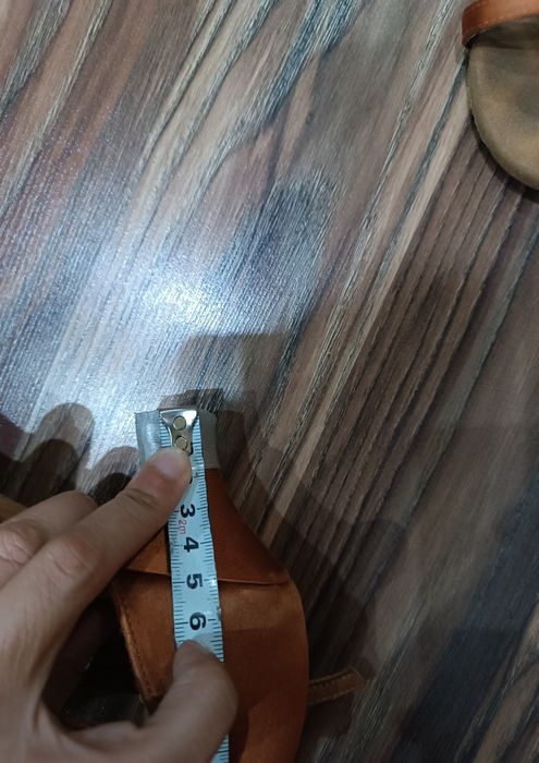 Обувки за спортни танци