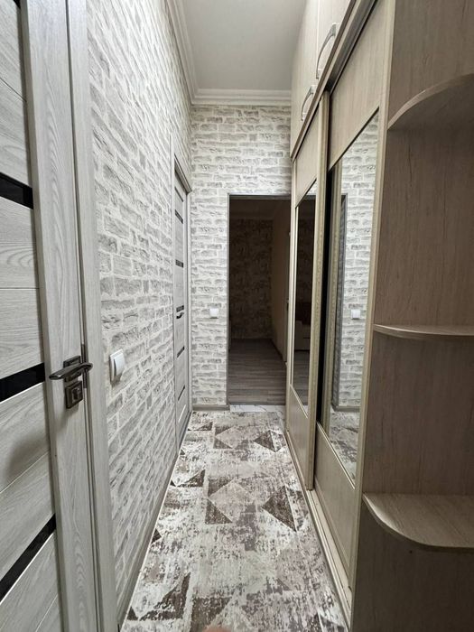 Квартира продаётся Чиланзар Ц квартал 2/2/5 меб тех метро Чиланзар