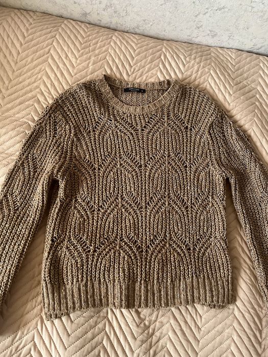 Плетени блузи и пуловери