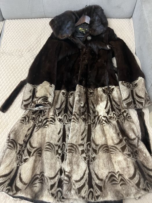 Продам норковую шубу