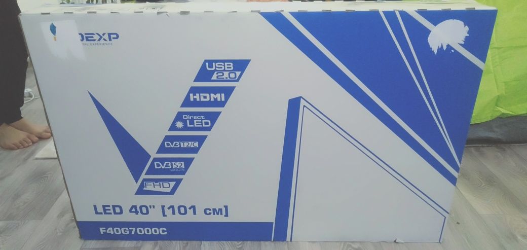 Телевизор  Led dexp 40(101cm)