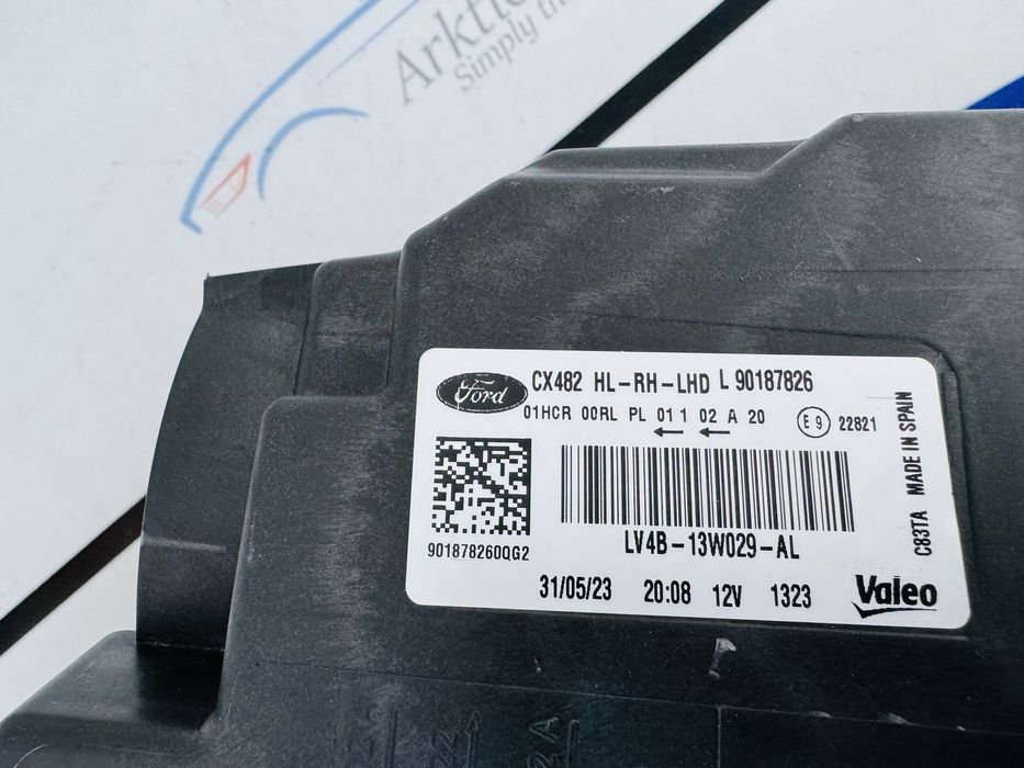 Far dreapta led Ford Kuga dupa 2020 cod LV4B-13W029-AL