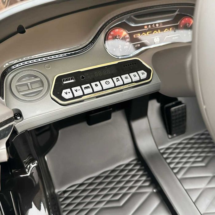 Masinuta electrica 4x4, pt copii, Bentley Bacalar 120W 12V premium