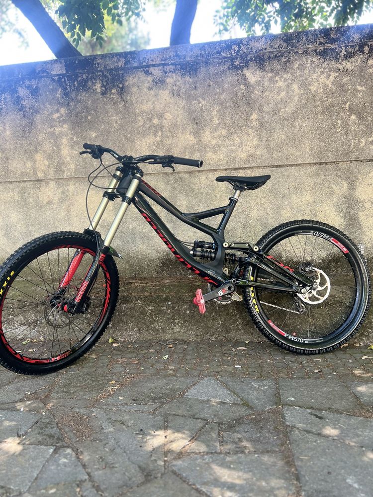 Dh колело specialized demo 8