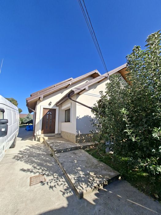 Casă de vânzare în Buhuși, Bacău