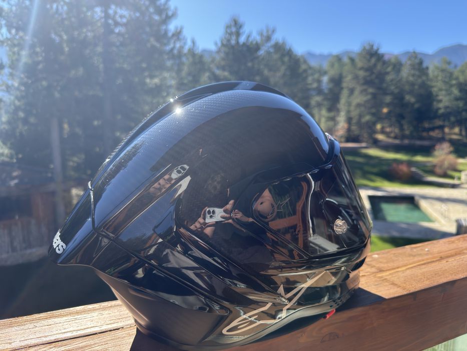 Чисто нова AlpineStars Supertech r10 Solid Helmet Black Carbon