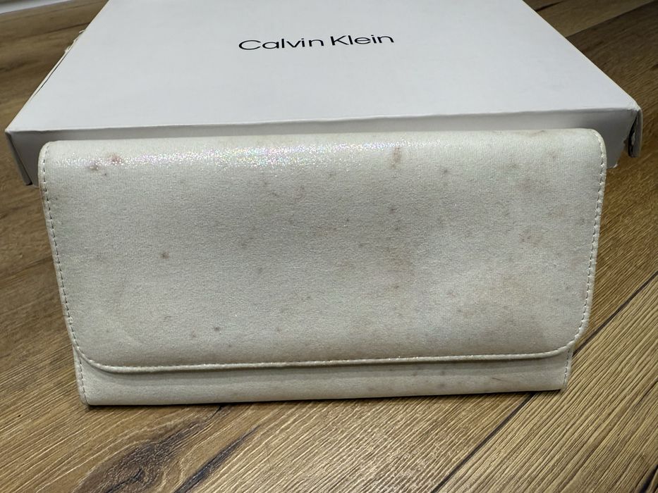 Чанта - клъч за повод