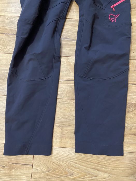 NORRONA SVALBARD-pantaloni sport , de iarna, stare impecabila , dame L