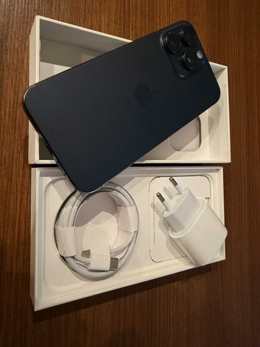 iPhone 15 Pro Max /Blue Titanium/512 GB/Като нов с Аксесоари
