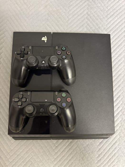 Продам Playstation 4 , пс4