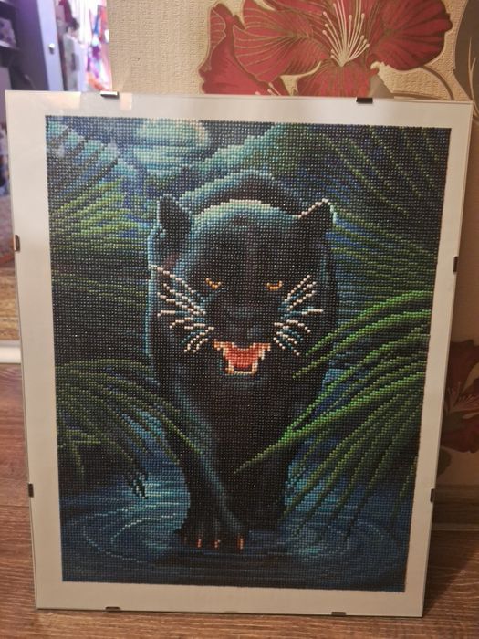 Picturi cu diamante la gata