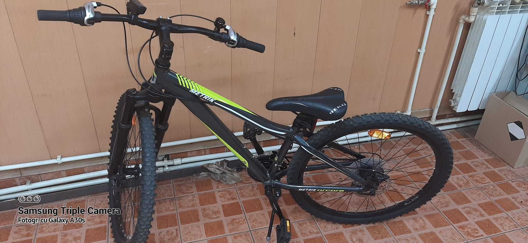 Bicicletă Metrik 26 Disc